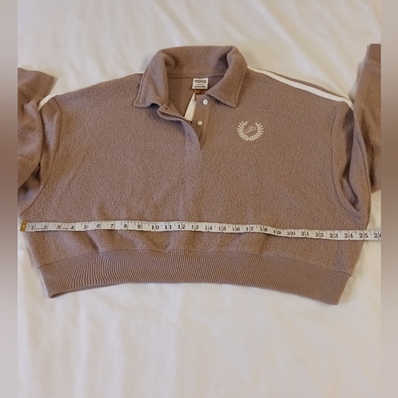 Pink Victoria's Secret Reverse Fleece Cropped Polo Sweatshirt Size Large - Picture 11 of 12